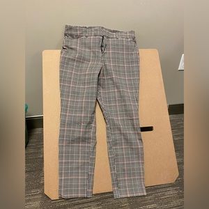 Old Navy Pixie High Rise Pants sz 12